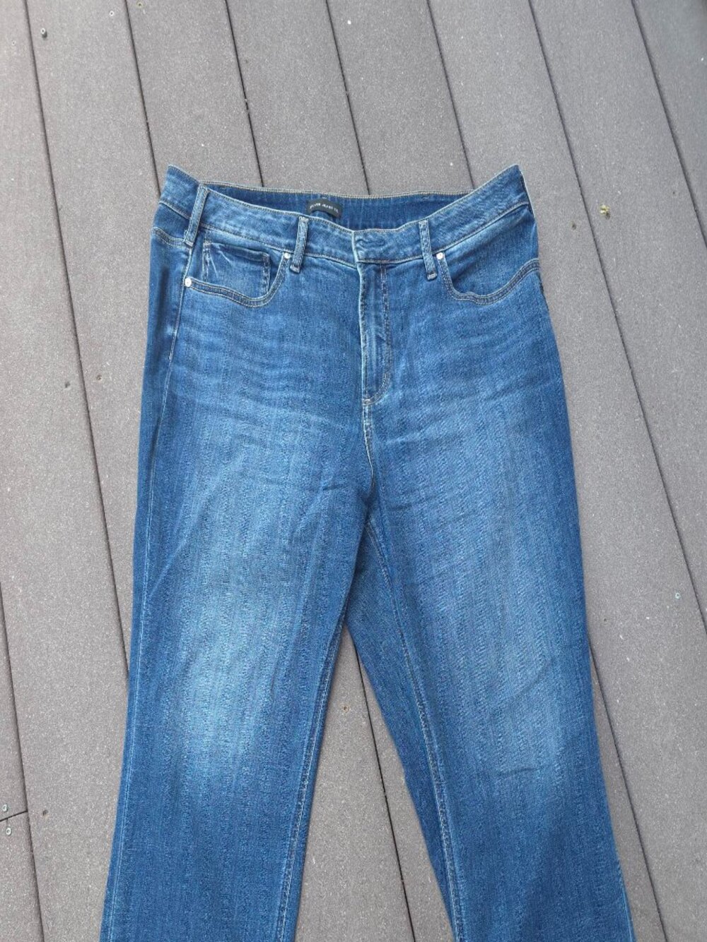 Silver Suni Capri Jeans